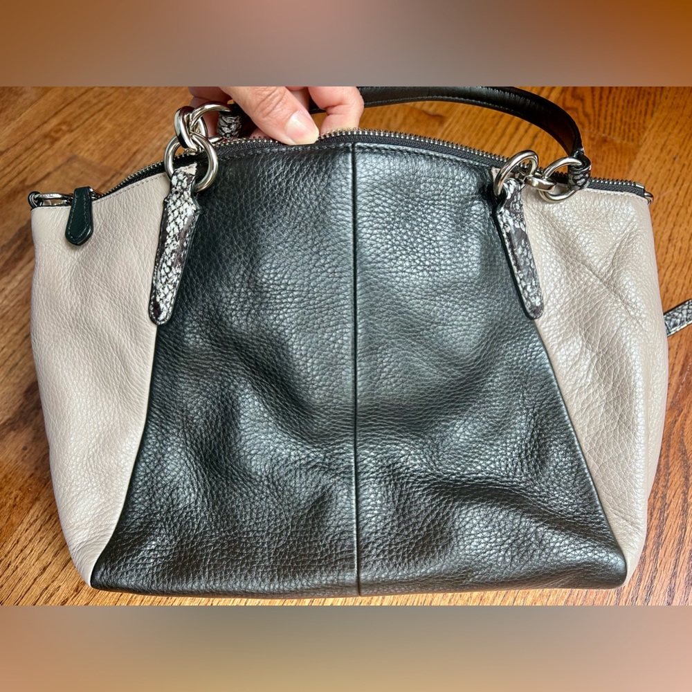 COACH Women's Black Beige Pebbled Satchel Top Handle Bag w/Detachable Strap - Picture 3 of 6